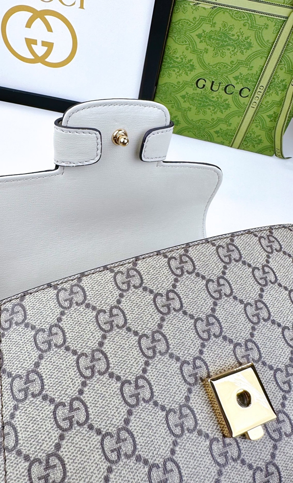 激安グッチバッグコピー角部分ディテール